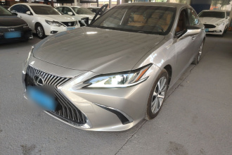 雷克萨斯ES 2018款 200 卓越版 国V