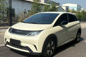 比亚迪 海豚 2024款 荣耀版 420km 自由版
