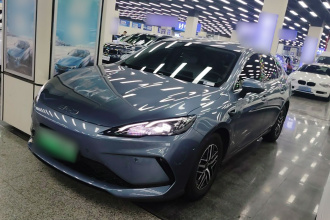 比亚迪 海豹05 DM-i 2025款 DM-i 智驾版 55KM尊贵型