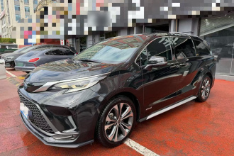 丰田 格瑞维亚 2023款 2.5L混动 尊爵VIP版