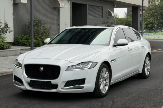 捷豹XFL 2018款 XFL 2.0T 250PS 尊享版