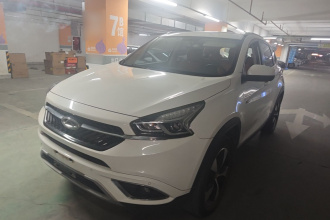 奇瑞 瑞虎7 2016款 2.0L CVT耀目版