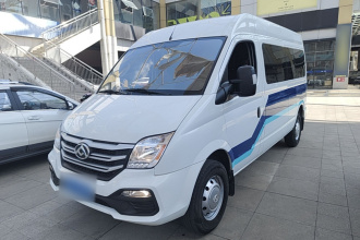 上汽大通MAXUS 新途V80 2024款 傲运通超值版 6AMT 长轴中顶127Ps 6/7/8/9座