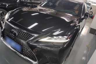 雷克萨斯LS 2021款 500h 臻越版