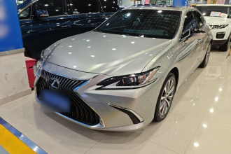 雷克萨斯ES 2018款 200 卓越版 国V
