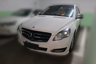 奔驰R级 2017款 R 320 4MATIC 商务型臻藏版