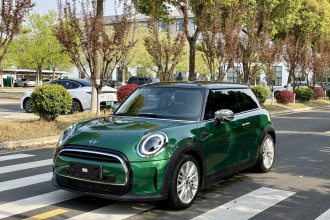 MINI 2022款 1.5T COOPER 经典派