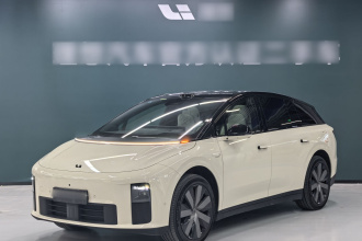 理想汽车 理想i6 2025款 两驱标准版