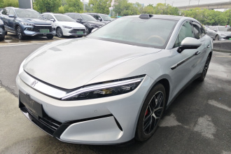 比亚迪 汉L 2025款 EV 四驱激光雷达旗舰型