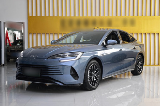 比亚迪 海豹07 DM-i 2025款 DM-i 1.5L 125km 豪华型