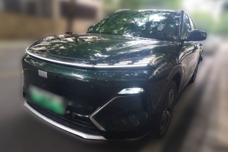 吉利银河 银河星舰7 EM-i 2025款 120km 探索+版