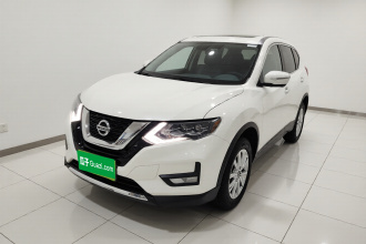 日产 奇骏 2022款 2.0L 两驱智联臻享版