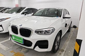 宝马X4 2021款 改款 xDrive 25i M运动套装