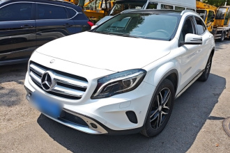 奔驰GLA 2015款 GLA 220 4MATIC 时尚型