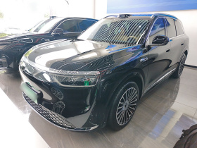 鸿蒙智行 问界M8 2025款 增程 Max+版 53.4kWh 6座版