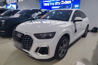 奥迪Q5L Sportback 2022款 40 TFSI 豪华型