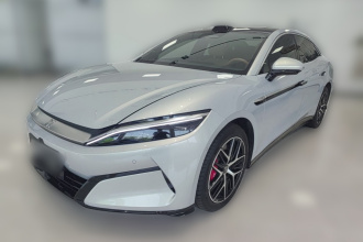 比亚迪 汉L 2025款 EV 四驱激光雷达旗舰型