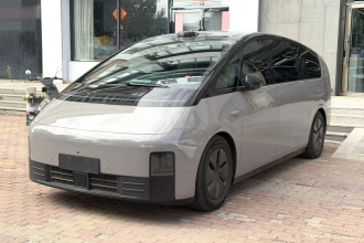 理想汽车 理想MEGA 2024款 Ultra