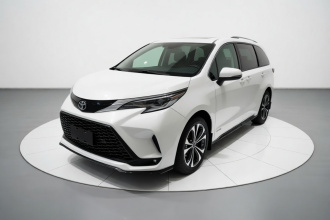 丰田 格瑞维亚 2022款 2.5L混动 尊爵版