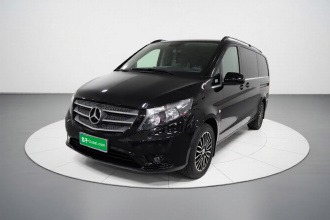 奔驰 威霆 2021款 2.0T 商务版 7座