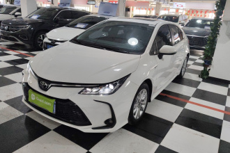 丰田 卡罗拉 2024款 1.8L 智能电混双擎 精英版