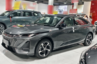 长安 逸动 2026款 第四代 1.5T 500Bar 悦享型