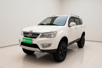 陆风X8 2015款 探索版 2.0T 汽油4X4超豪华型