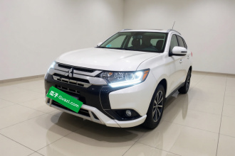 三菱 欧蓝德 2021款 2.0L 两驱畅享版 5座
