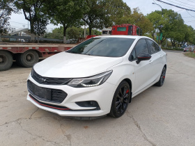 雪佛兰 科鲁兹 2018款 Redline 330T 双离合领锋版