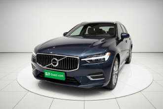 沃尔沃XC60 2021款 T5 四驱智逸豪华版