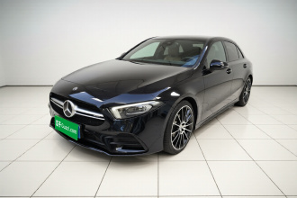 奔驰A级AMG(进口) 2023款 AMG A 35 4MATIC