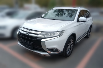 三菱 欧蓝德 2018款 2.0L 两驱嘉乐版 7座