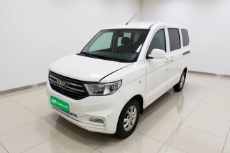 五菱汽车 五菱宏光V 2022款 1.5L劲取版液压助力LAR