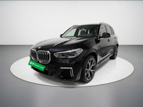 宝马X5 2022款 改款 xDrive 40Li M运动套装