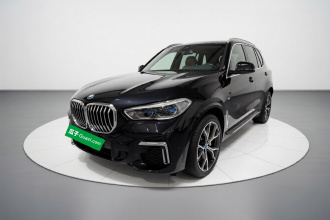 宝马X5 2022款 改款 xDrive 40Li M运动套装