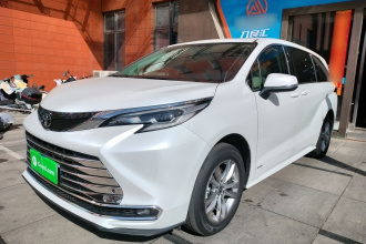 丰田 赛那SIENNA 2024款 2.5L混动 舒适版