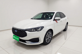 福特 福睿斯 2021款 1.5L 自动钻石版