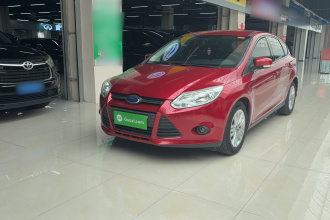 福特 福克斯 2012款 两厢 1.6L 自动舒适型