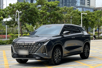 长安UNI-Z 2025款 1.5T 尊贵型