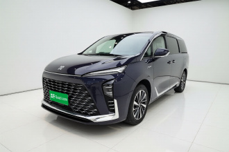 别克GL8新能源 2024款  陆尊 奢享版 7座