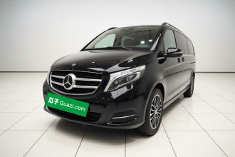 奔驰V级 2018款 V 260 L 尊贵加长版 国VI