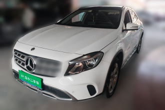 奔驰GLA 2018款 GLA 200 动感型