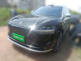 鸿蒙智行 问界M9 2025款 增程 Ultra版 52kWh 6座版（192线激光雷达）