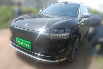 鸿蒙智行 问界M9 2025款 增程 Ultra版 52kWh 6座版（192线激光雷达）