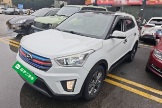 北京现代ix25 2015款 1.6L 自动两驱智能型GLS