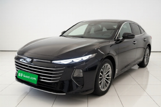 奔腾B70 2024款 第四代 2.0T 领御版