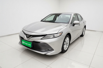 丰田 凯美瑞 2019款 改款 2.0G 豪华版