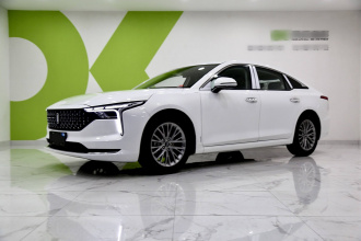 奔腾B70 2025款 龙耀版  1.5T 乐享定制型