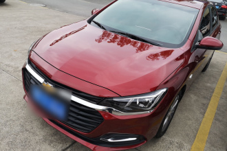 雪佛兰 科鲁泽 2022款 320 自动悦享版