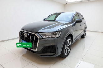 奥迪Q7 2021款 45 TFSI quattro S line运动型